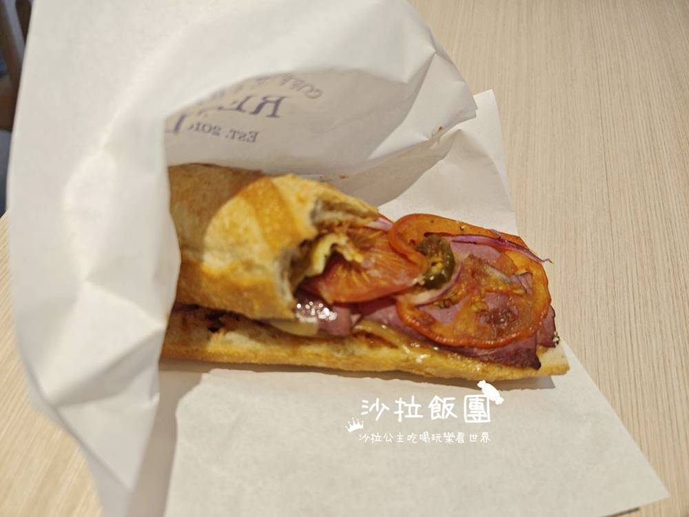 士林不限時咖啡『REEDS PIZZERIA & COFFEE 士林店』麵包、沙拉 17 士林不限時咖啡『REEDS PIZZERIA & COFFEE 士林店』麵包、沙拉