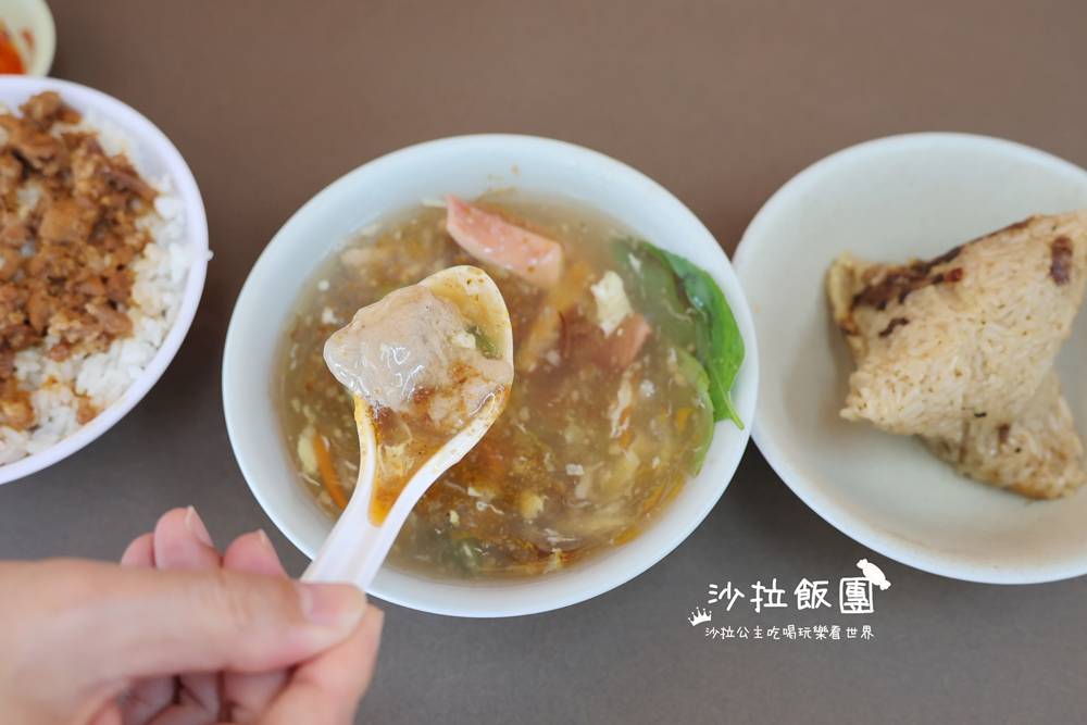 宜蘭美食『韓國沙茶魷魚焿』宜蘭老店、肉粽 15 宜蘭美食『韓國沙茶魷魚焿』宜蘭老店、肉粽
