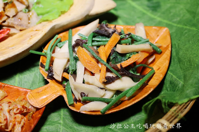 南投日月潭水社碼頭美食推薦【邵族風味餐】比臉盆還大/碼啡館(碼頭休閒大飯店)