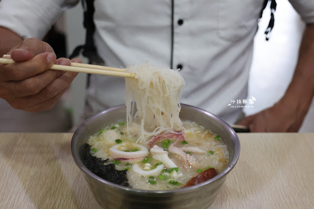 花蓮美食『職饗雞湯小卷米粉』花蓮火車站美食