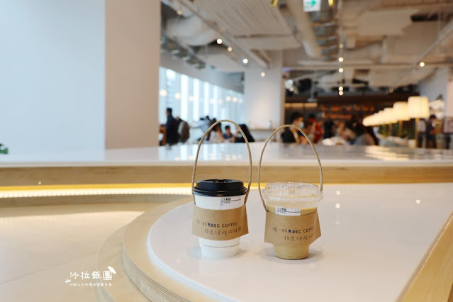 台中咖啡『REC COFFE旗艦店』點一杯咖啡就可以享有26樓高空景觀咖啡廳