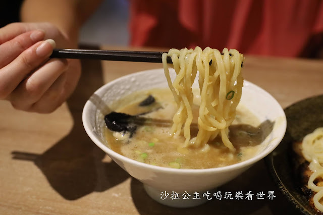 士林美食『百八龍拉麵』免費加麵.菜單.食尚玩家報導.士林捷運站