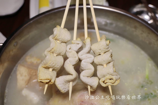 新莊美食.火鍋『韓雞雞‧江原道-宗음식(含吃一隻雞)』小菜無限供應.澎拜蛤蜊鍋/捷運迴龍站