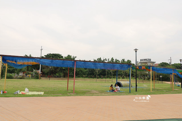 苗栗竹南獅山親子公園火炎山地景溜滑梯