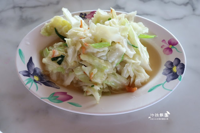 淡水美食『大胖活海產』漁人碼頭人氣美食、浪漫玻璃屋、海景餐廳