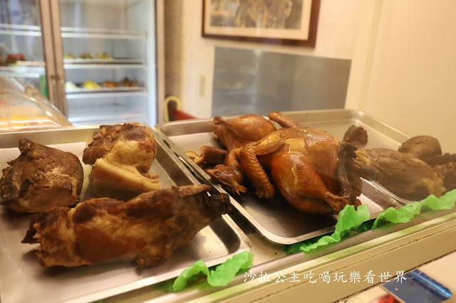 西門町美食.60年老店『一條龍餃子館』牛肉麵.菜單.捷運西門站