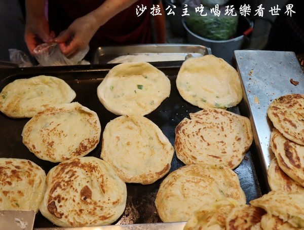 永康街美食『天津蔥抓餅』人氣.排隊美食/捷運東門站