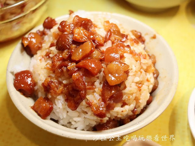 三重知名滷肉飯『店小二(文化店)』辣蘿蔔無限供應/文化北路/排隊店/小吃