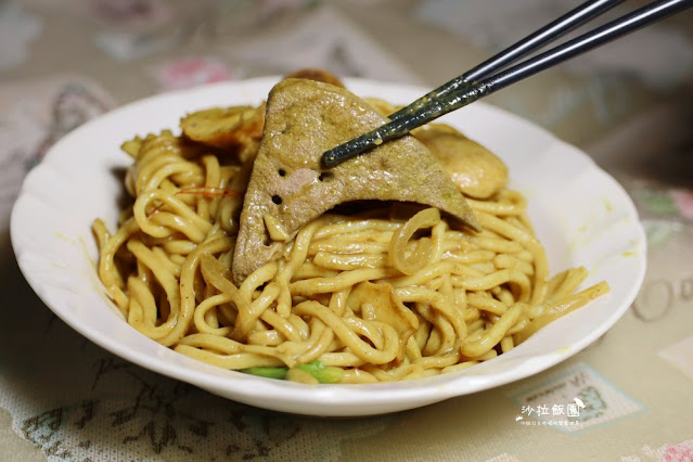 基隆美食『阿華炒麵』基隆廟口人氣排隊美食