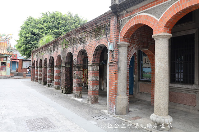 宜蘭頭城景點『頭城老街』彩繪牆網美最愛打卡景點、漫步私訪古色古香的彩繪街道