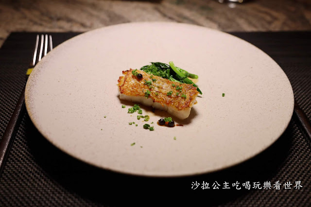 史上最優惠消費5000送5000『台北萬豪酒店(Mark's Teppanyaki)』結合法式美學的鐵板燒/菜單/包廂