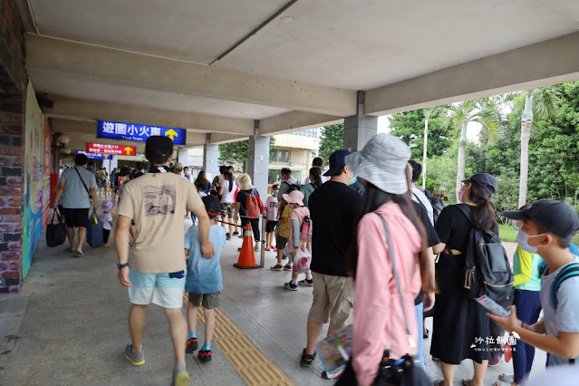 轟浪水樂園『台灣小人國主題樂園』水陸雙享一票玩到底