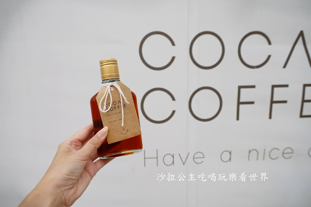 新竹高鐵站旁貨櫃咖啡廳『COCA COFFEE 渴口手沖咖啡』有插座.無低消還能拍網美照