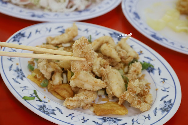 高雄旗津海鮮餐廳『海忠寶活海產』好吃又便宜，免費白飯吃到飽