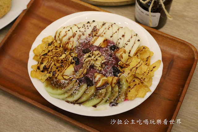 士林美食/下午茶/親子友善『OTIS Café』義大利麵/會議包廂租用/士林舊街文創市集旁/捷運士林站