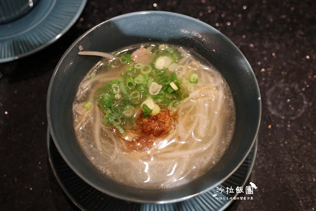 台北漢來大飯店，南港市景、無邊際泳池、金鑰匙及英式管家服務