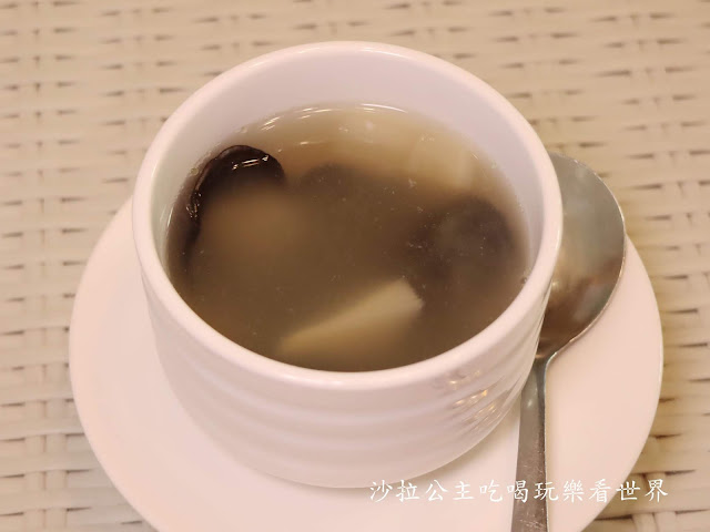 士林咖啡館推薦『有幸福Cafe』下午茶/甜點/聚餐推薦/士林捷運站美食