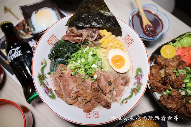 基隆燒肉/基隆美食『牛丁次郎坊x深夜裡的和魂燒肉丼x基隆廟口支店』免費雞白湯