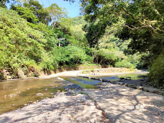 屏東景點『雙流國家森林遊樂區』跳溪石、雙流瀑布