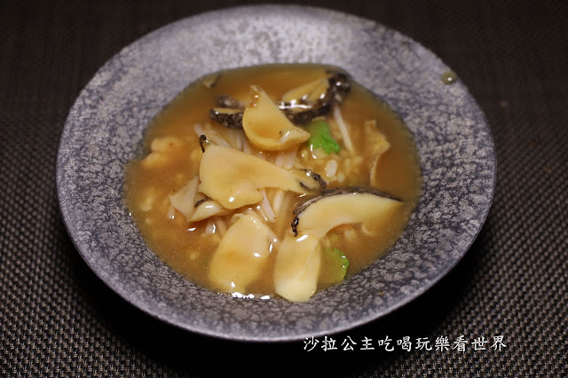 史上最優惠消費5000送5000『台北萬豪酒店(Mark's Teppanyaki)』結合法式美學的鐵板燒/菜單/包廂