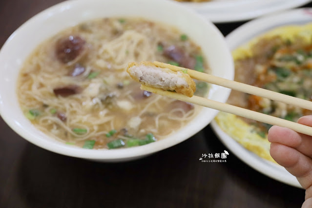 小金門美食新大同餐飲，血腸蚵仔麵線、炸芋頭好好吃