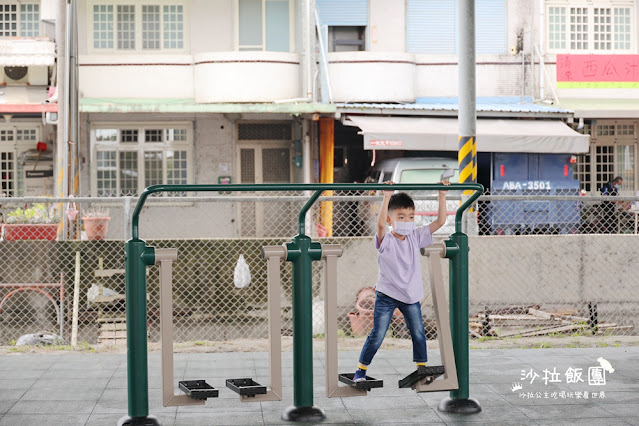 礁溪景點親子公園『二龍之心』龍舟造型溜滑梯