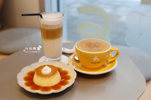 中山區咖啡廳『富錦樹咖啡Fujin Tree Cafe中山店』銀灰色調