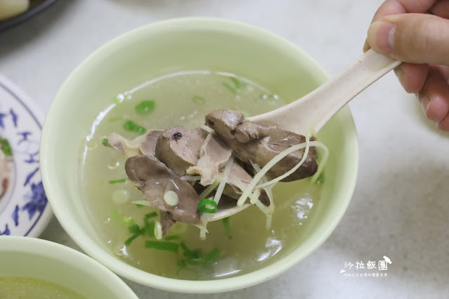 羅東美食『雞肉亮黑白切』必點文蔥雞、食尚玩家推薦