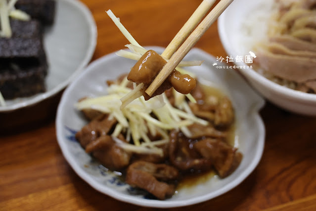 礁溪人氣美食小吃『陳旺記鴨片飯』梅干滷肉飯、鴉片飯必點