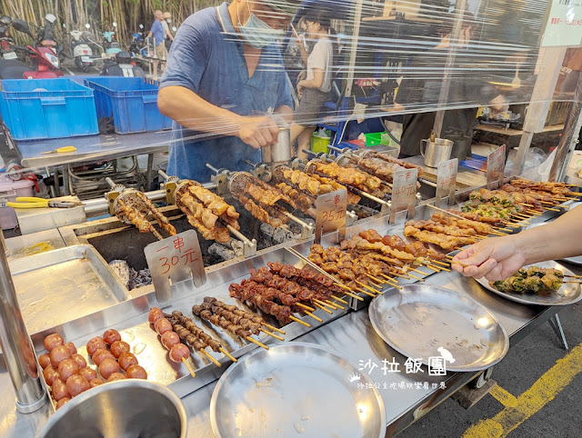 嘉義小吃『彌陀夜市』當地人逛的夜市，每周只開兩天