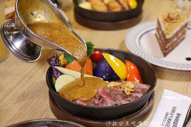 東區美食『泰迪農園咖哩-SOGO復興店』牛排佐日本帝國咖哩