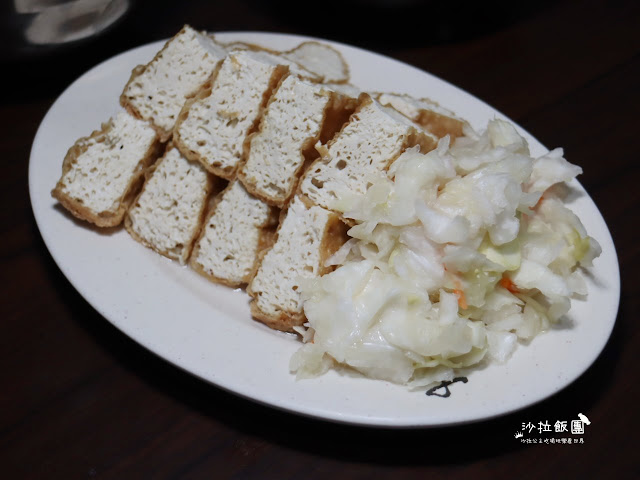 古亭站美食『同心大腸蚵仔麵線』炸臭豆腐/捷運美食