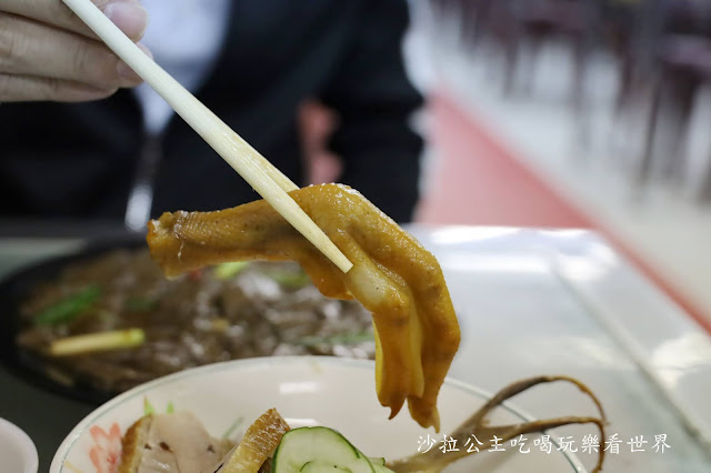 新竹城隍廟人氣小吃『許二姊鴨肉許』炒鴨血.鴨肉飯/宵夜