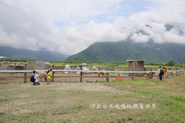 花蓮景點50元門票『崇德瑩農場』餵羊.景觀咖啡.露營車.風味餐廳