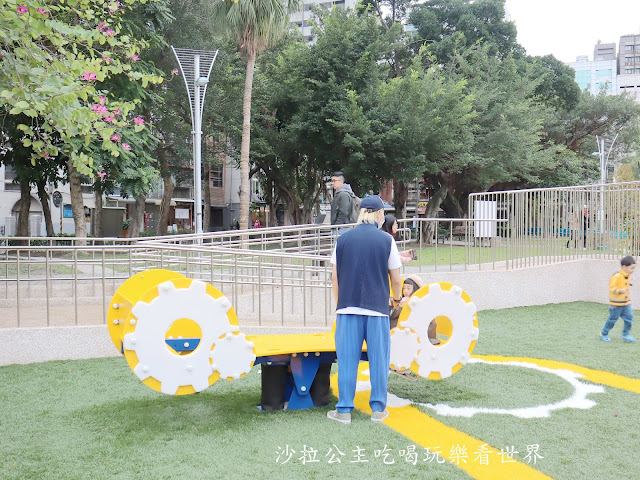 台北大同區『建成公園』共融式兒童遊戲場/打鐵舖高塔溜滑梯/文末附13處特色公園