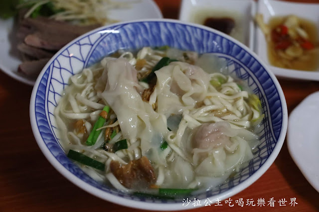 食尚玩家推薦大橋頭美食『阿角紅燒肉劉美麗切仔麵』大同區排隊小吃/捷運大橋頭站