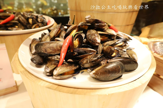 鼎泰豐進駐飯店吃到飽【香格里拉台北遠東國際大飯店-遠東Café】強勢回歸.Buffet