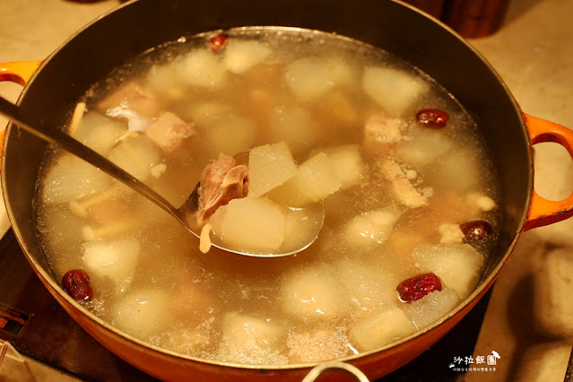 中秋雙饗烤宴吃到飽，軍公教享8折優惠，萬華青草名店「老濟安」也可以喝到‼️