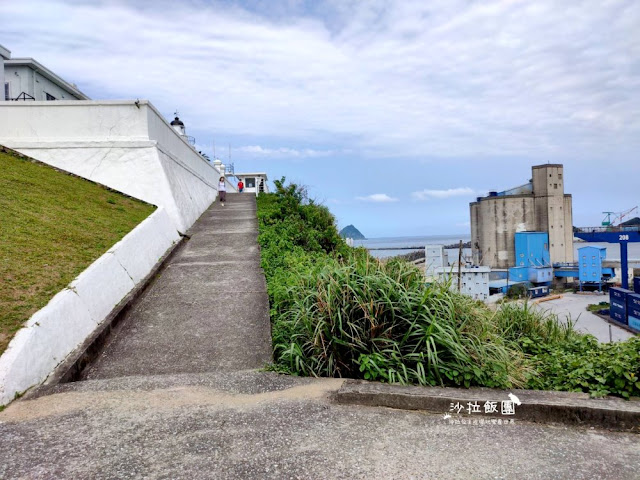 基隆景點『基隆燈塔』『白米甕砲台』基隆一日遊