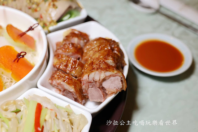 北部五星級飯店的台菜餐廳『台北福華飯店-蓬萊邨』台灣經典廟口桌宴.秋蟹