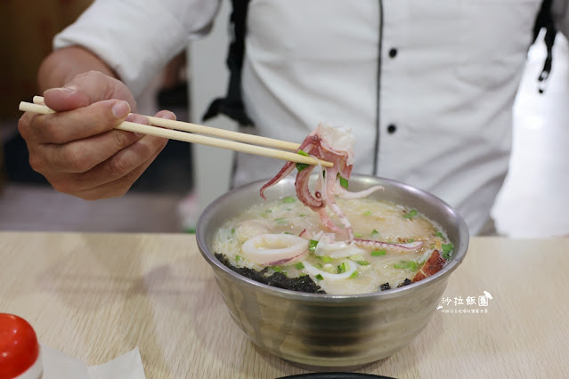 花蓮美食『職饗雞湯小卷米粉』花蓮火車站美食