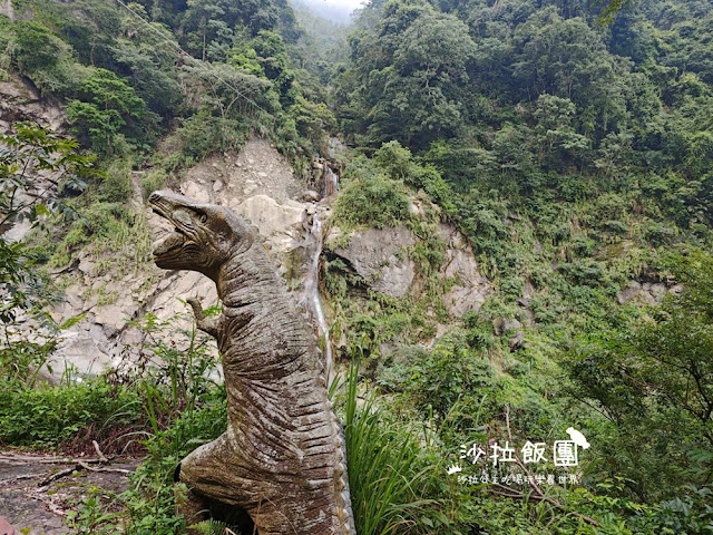 古坑草嶺『蓬萊瀑布』步行15分鐘可到達，草嶺十景之一