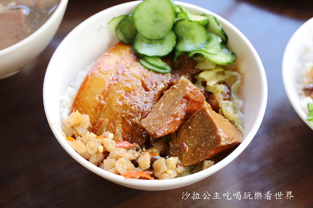 萬華美食『一甲子餐飲祖師廟焢肉飯』2020米其林必比登推薦排隊人氣店刈包.麻豆碗粿