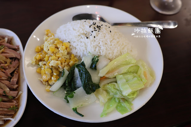 台北吳興街美食『泰緬姊妹小館(吳興店)』海南雞、打拋豬、泰式奶茶