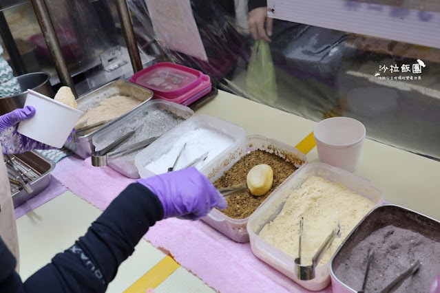 樂華夜市人氣美食『阿玉白糖粿』6種口味