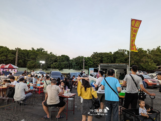 嘉義小吃『彌陀夜市』當地人逛的夜市，每周只開兩天