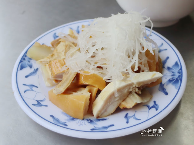 大稻埕百年老店『阿華鯊魚煙』近慈聖宮/水餃/鯊魚烟