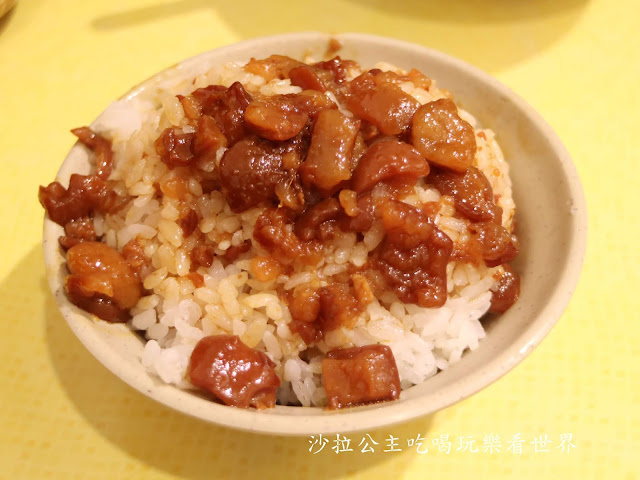 三重知名滷肉飯『店小二(文化店)』辣蘿蔔無限供應/文化北路/排隊店/小吃