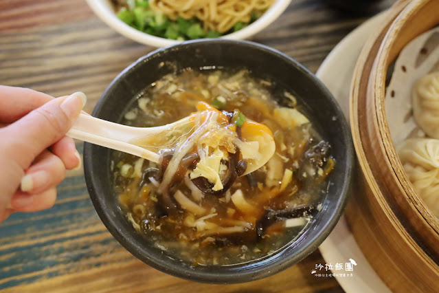 台中美食『饕之鄉李姐的店』平價版的鼎泰豐、必比登推薦