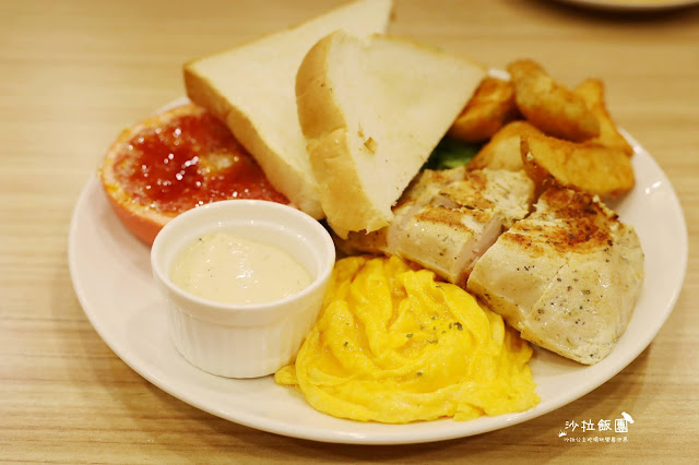 士林早午餐『小倉庫食研所』飲料喝到飽、全日早午餐、義大利麵